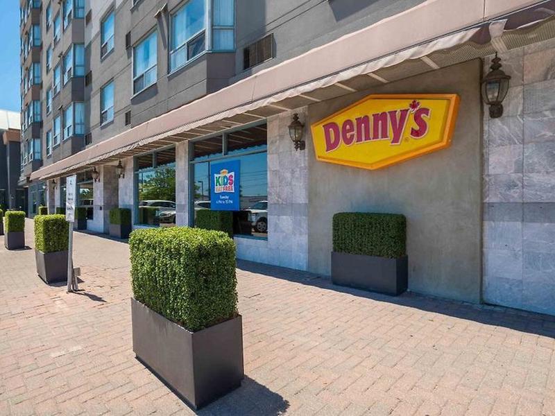 7825D47B6B3D606893E8D3C6A7F2E0FB