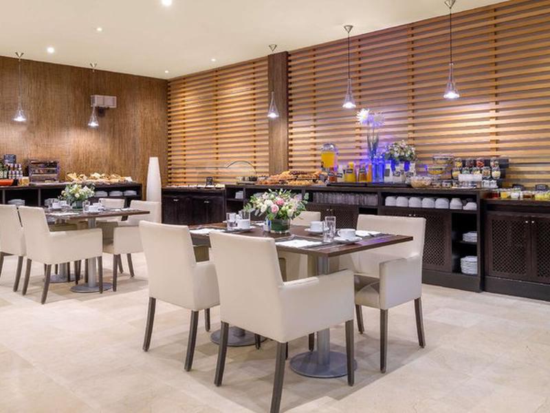 1BB371F811186A278727768AEEEF9988