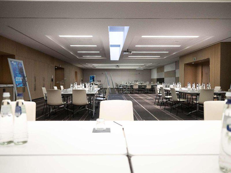 28D5100B7B823DA32FA2E772C30DF70E