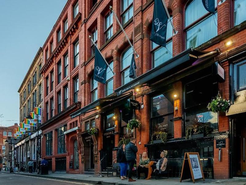 F06BF82184D6F523579ED9E46B0881B2