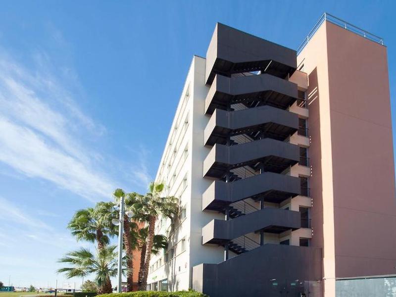 2C243CDA2DD1209893A185ED00D9C843