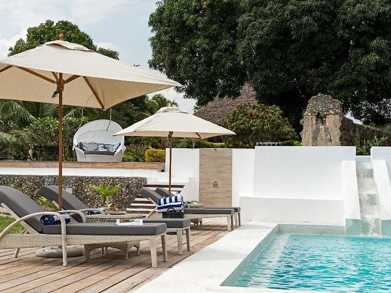 FE9F69B2F5FA8D2244BEB8B67D3D0B08