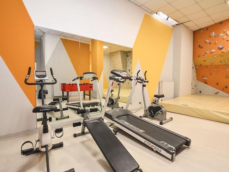 BBC440BE17E08B25B59F33DC6DDEBC88