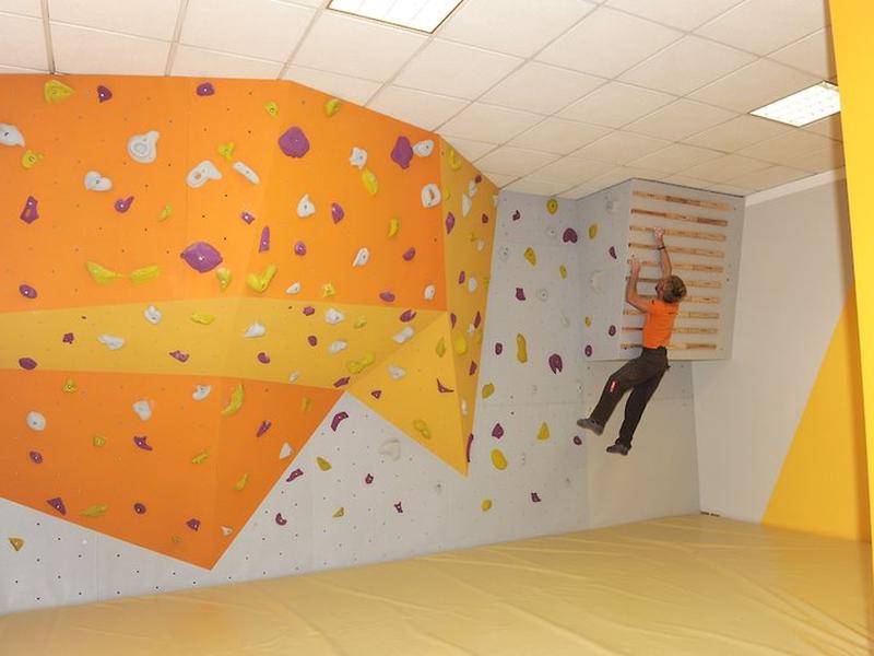 CF24AB3AA2576C4672C8CAF66692EAF2