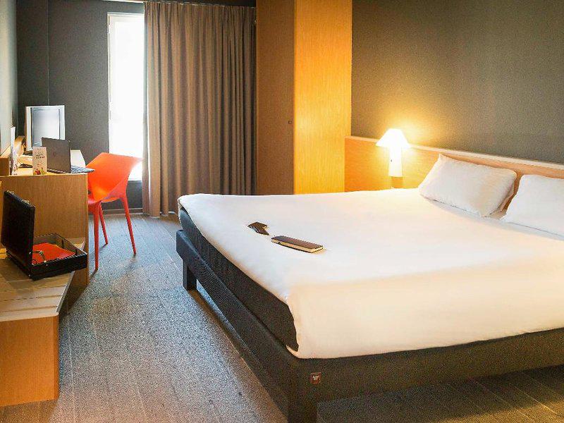 CF61981C3C74C2048A14F52F83B9C909