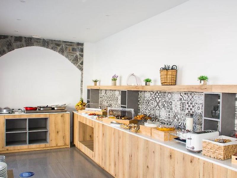 FB96CEF578E84C4CE49493887C707AA5