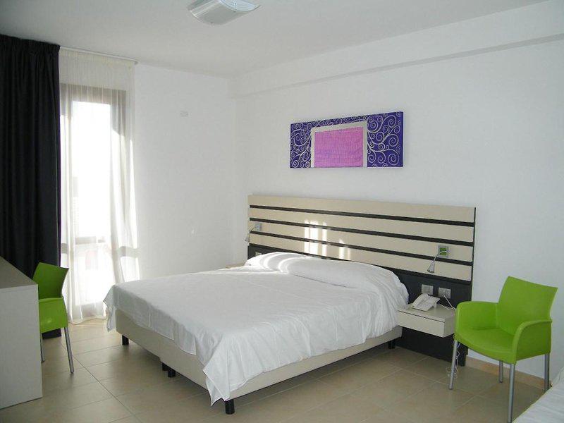 695F0E8762841E146088EBA670751BF2