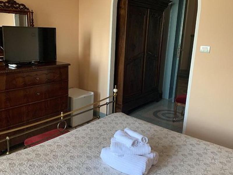 5F36650E0B806FEEF419B9D2802638AC