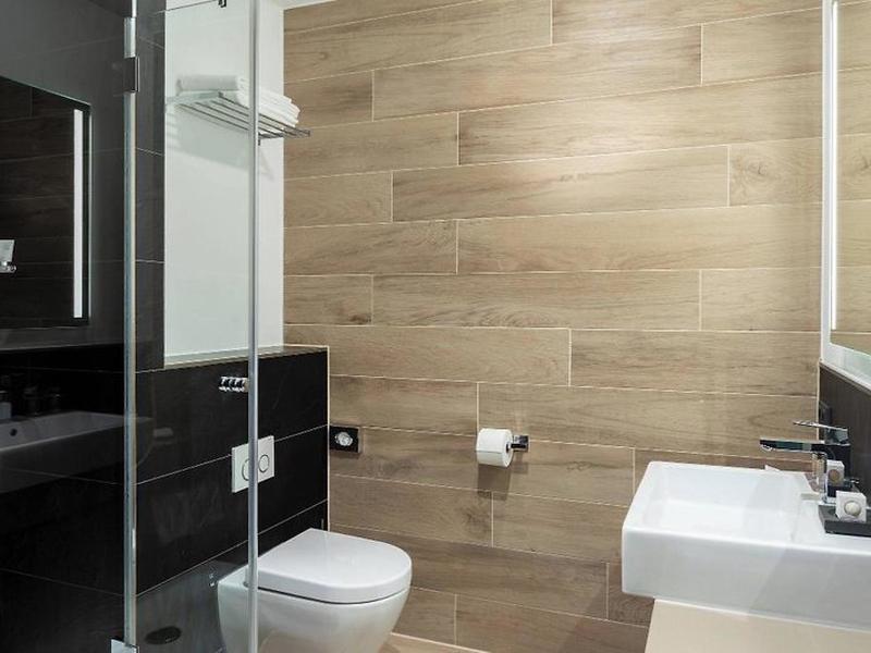 A02A0E98A45C09860ADD2DDE480354F1