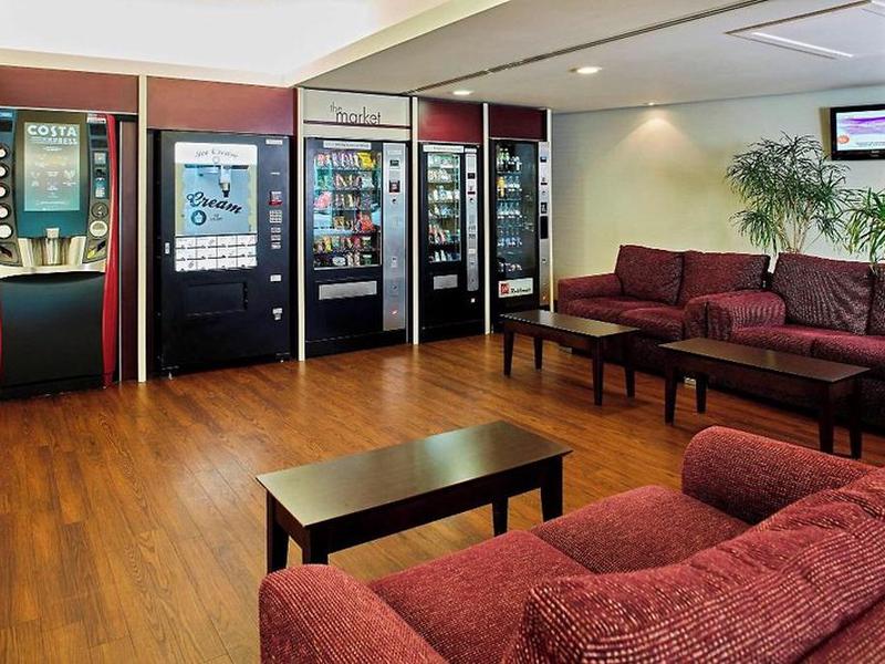 4EEF526A3B1574BB7C7264A955BA02D9