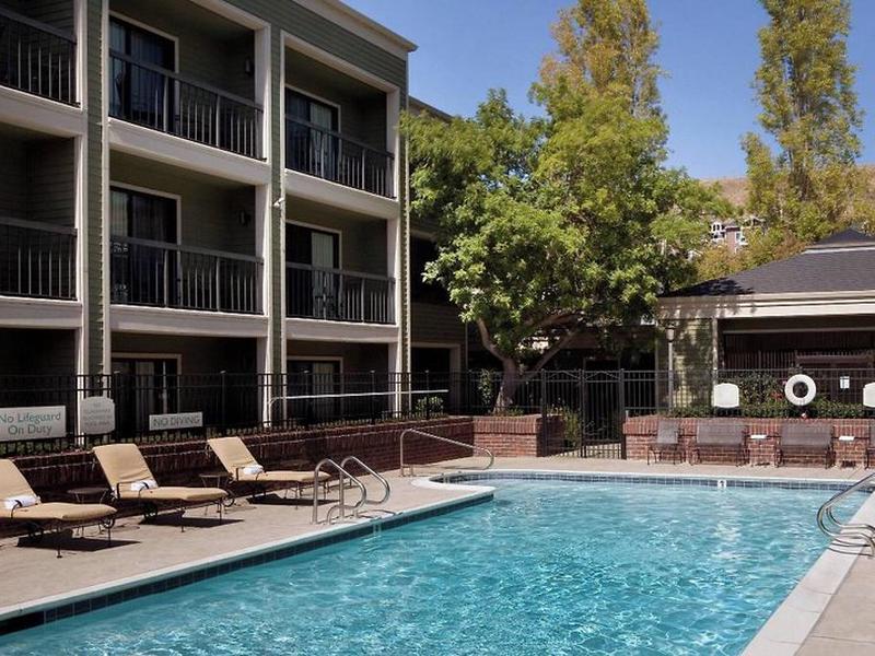 AAB2C7859344E1FA7C5B3D731DC24CF8