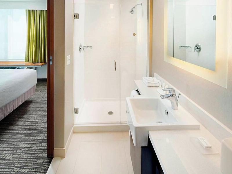 3A9D015D58E7CCE0F2E2FB9043136D06