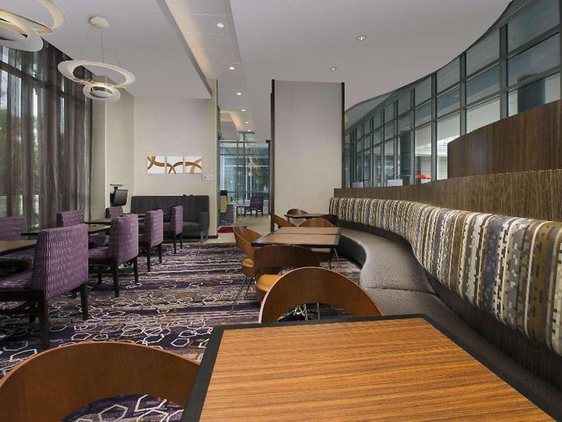 E9467818EBD7B1F4498356DA32ABC915