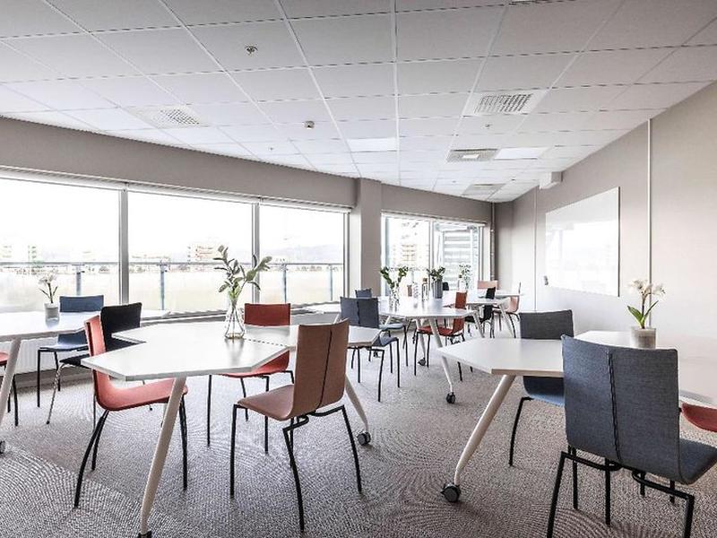 877129205477AF06C7101FAD93932DD4