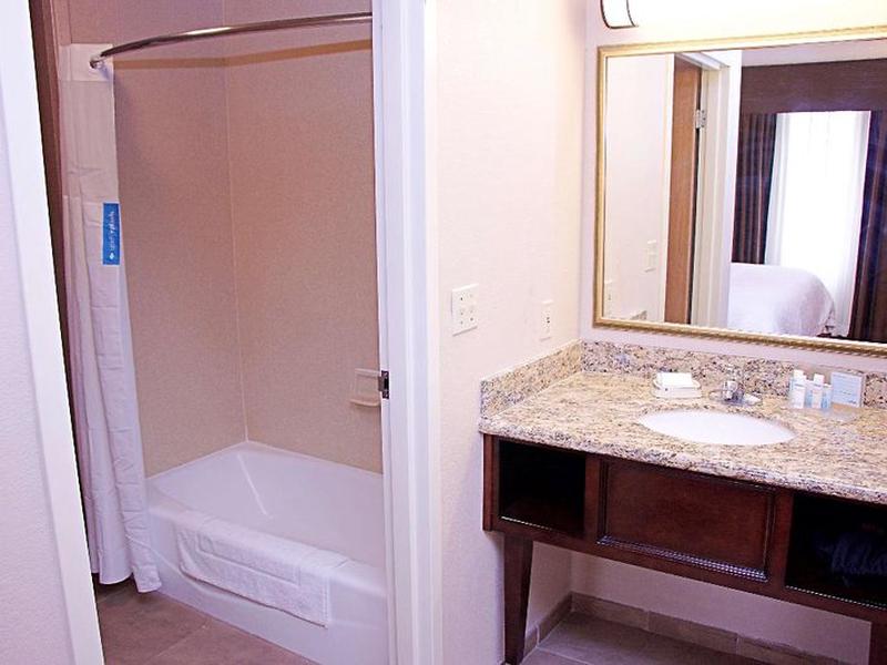 A5C1B2BF5B432DA7AE7C39EC5BE69130