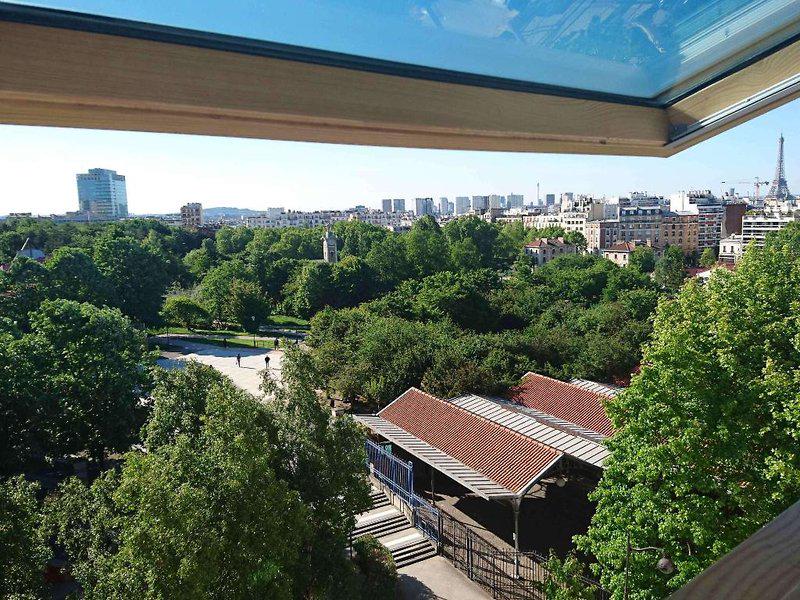 2562E72EB9A17E93805FCA1C2241965B