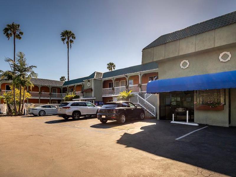 Hotel Hwood