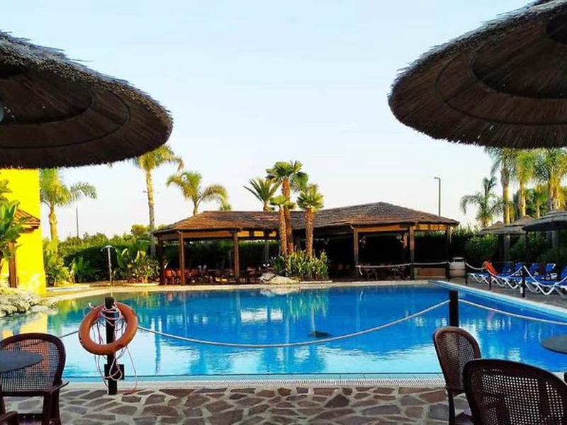 42F3EF13E53DF7A29AF42679DEAAC027