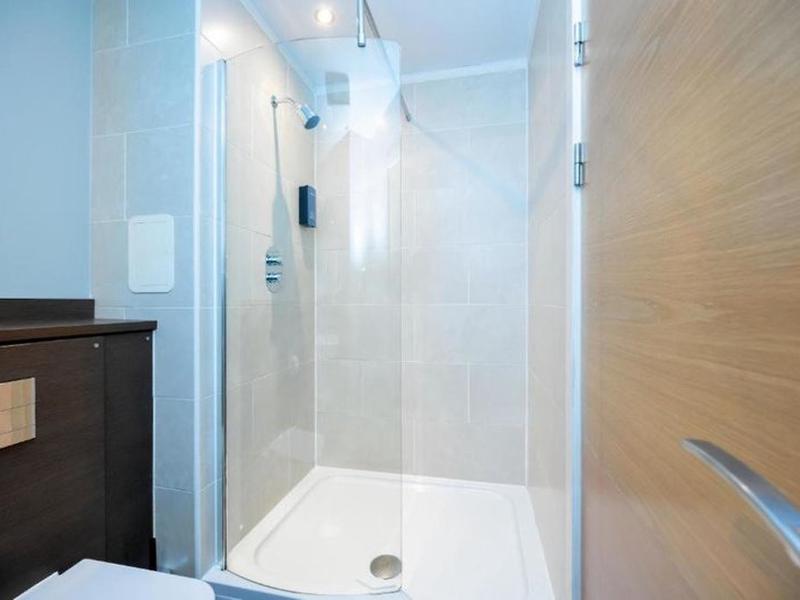 4E54857CA55A4AF4A950F4DAE37B1390