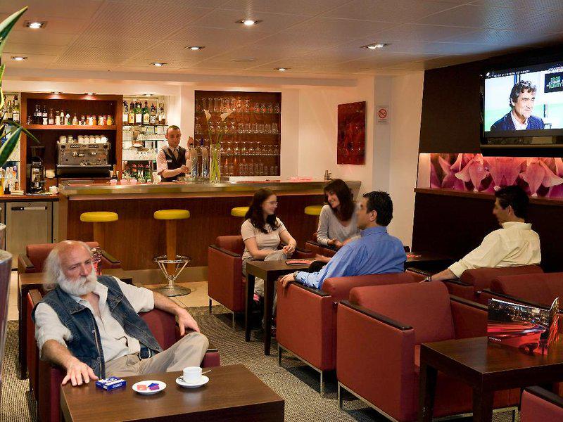 1CD81587EF3A97AFD9C9F83F3B570408