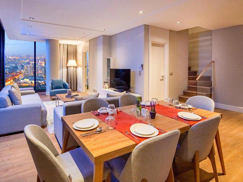 ACC38F7E3A5DB22F5B55AFEAFB859AEA