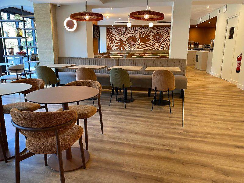 143F56CC9E895F65C19E6BCD12532FCB