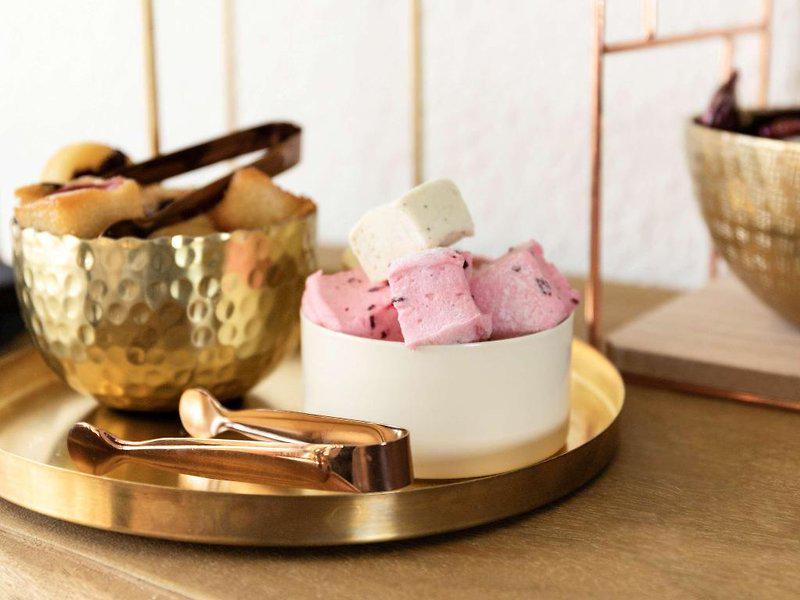 5CC077B2517FB7B1DBC958C801C29BF6