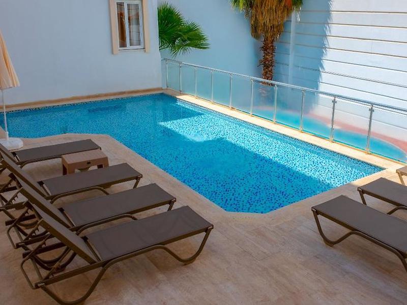 27AC79A87247AA67EE991A028957B6F8