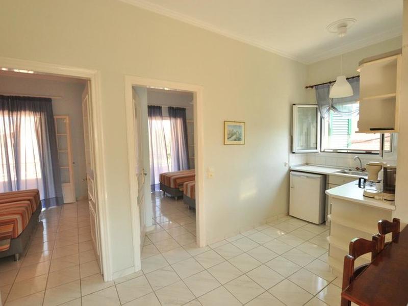 59C17FDE524D2FA0CDE3AD544EBB0D3B