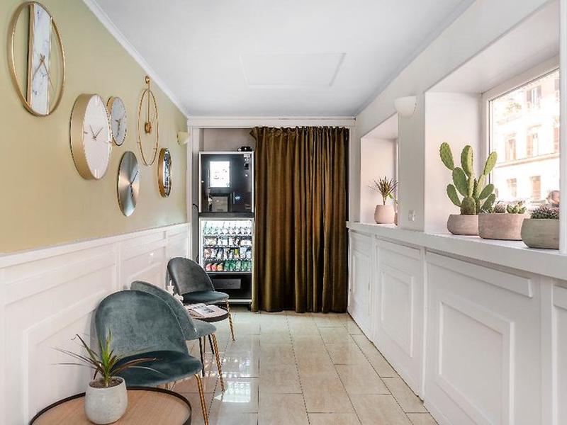 6CF6D487E9304A8882BC95CFC8638462