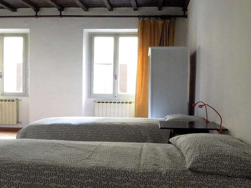 9732500C7DBC8C2930F6C274EA03E76A