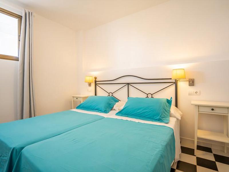 F89EFFA02A37D0B45C766445DBB4CA8B