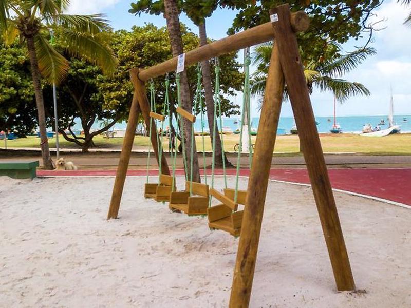 7CFC10E78FEBBF916C84C2DF1AEB8C03