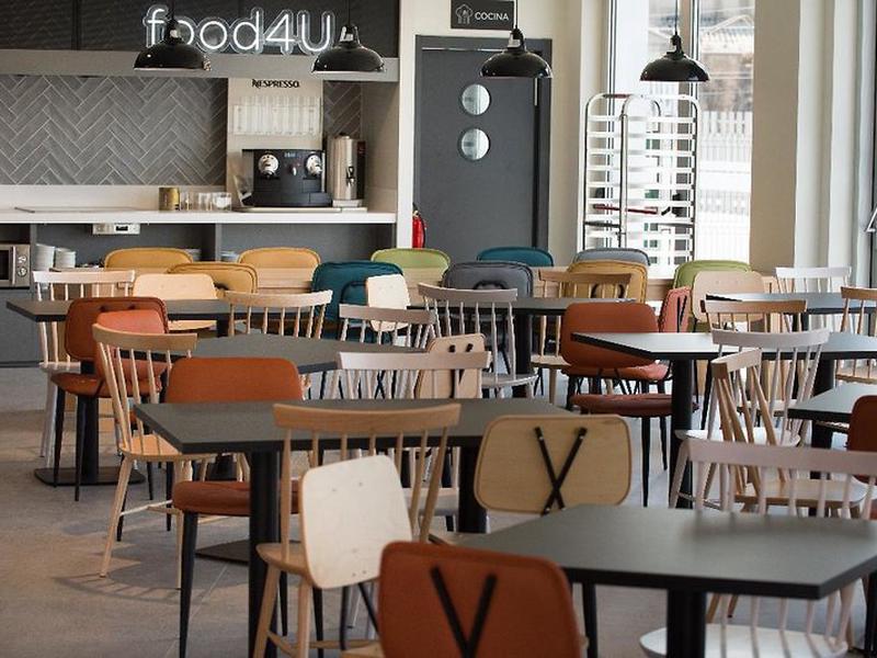 AF4BDF18D7FF288363D727429E1333DD