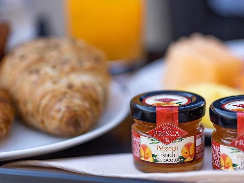 76DD4A5543C4E01E84AA8C77B7879C28