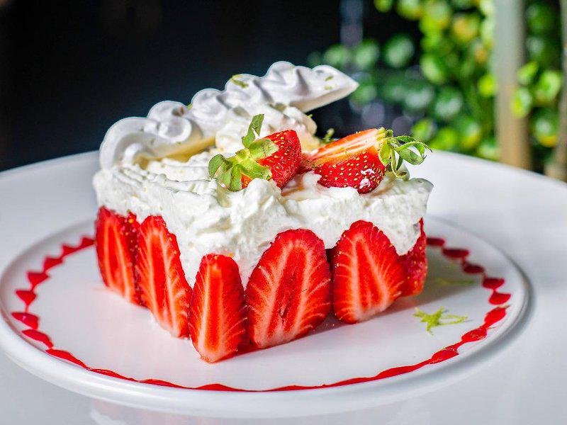 125576AA89C5CE15EFA5D7BC18B71084