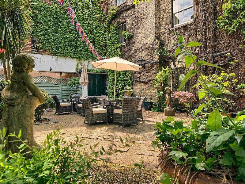 34B4090DF2B107743ED7E51FB60FEC9C