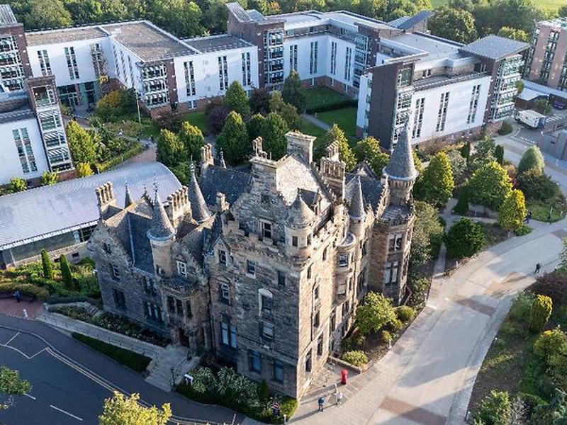 1CDC35472F9F7B50393D092E49A0EBE8