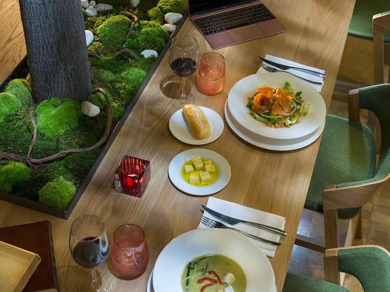 5BAC6FA255186E2D37E8370C0C5B5A0A