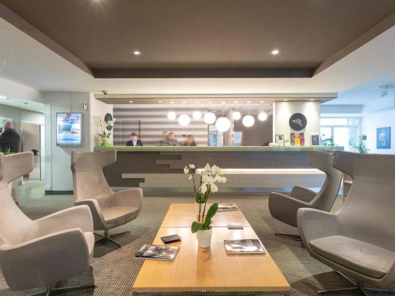 35B87F3C15852EBECB47F896290DFB5A