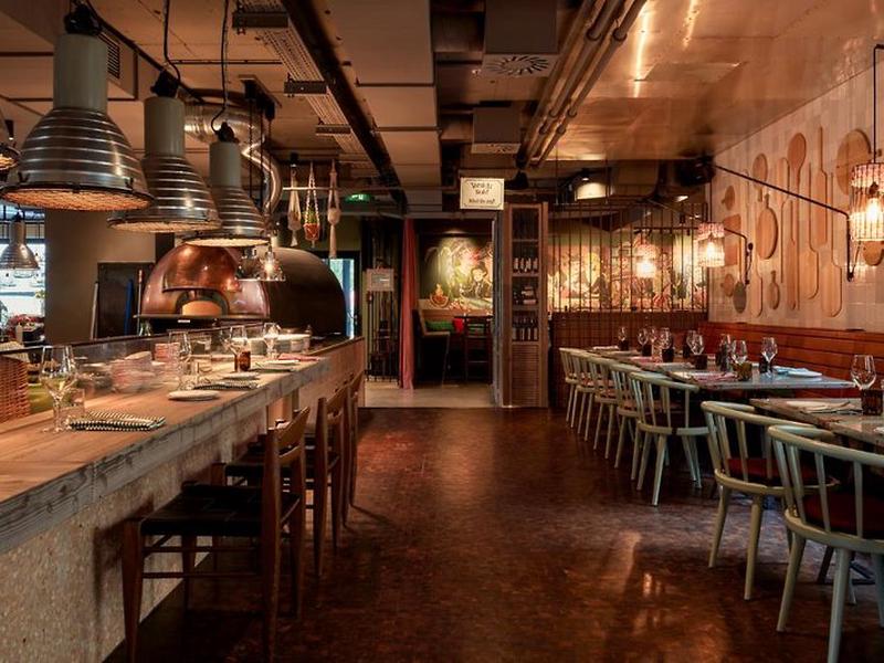 725D0A43FE8FD9D7535130DFD6D1F50A