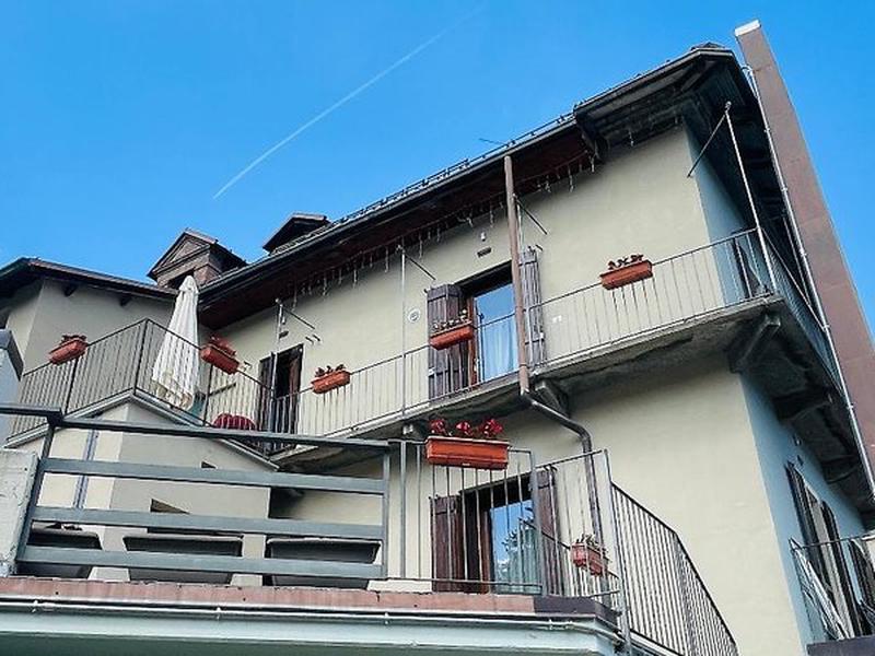 6F8FA62C058AB58624F573F967BD7B72