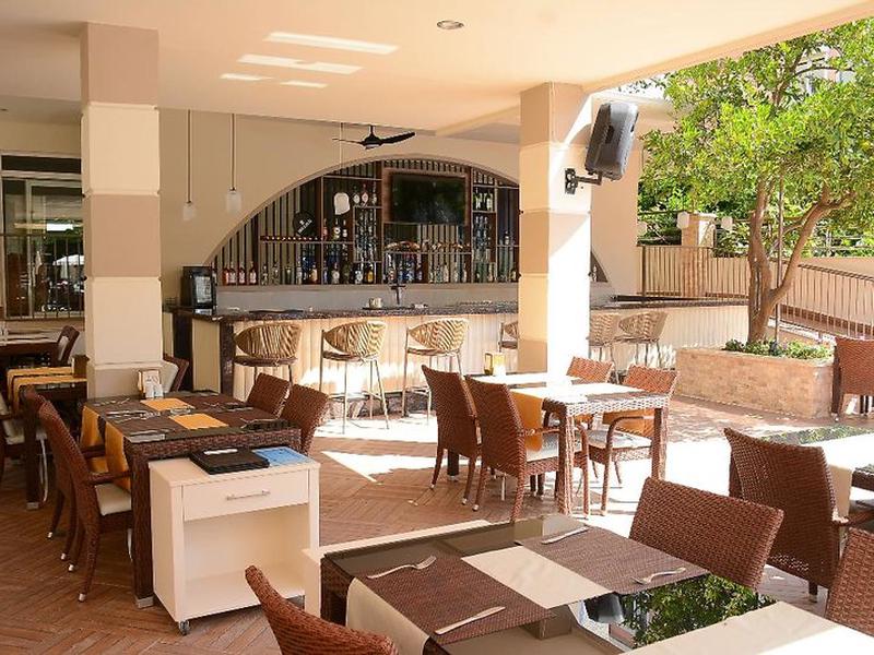 Almera Park Apart Hotel