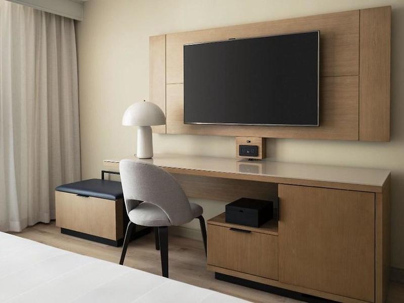 AE7CBDE5DE5A2B887248D99D7D9E15C2