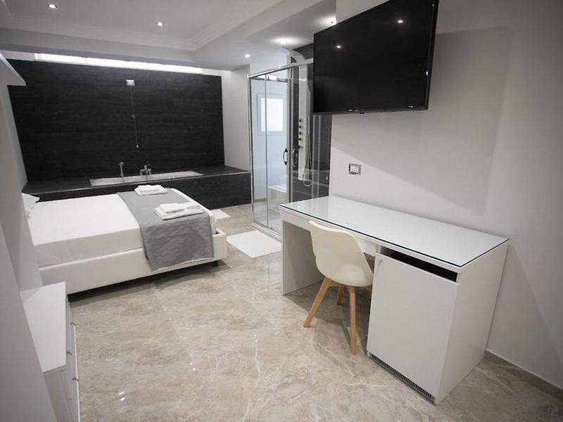 E4020E0B43772B93C91649EF346F096B