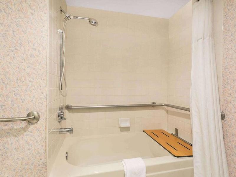 Ramada by Wyndham Kent Seattle Area