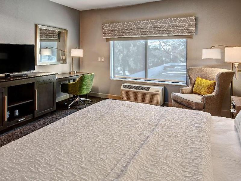 EFF37DCE7B8964E063C819A9781BBE0B