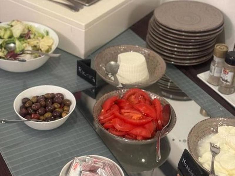 81B4CA893FFF869A4AF8468B0694BB23