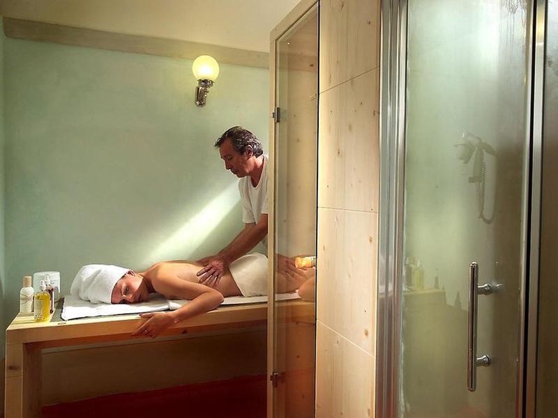 68308833E0242E00C8EB286E6D867453