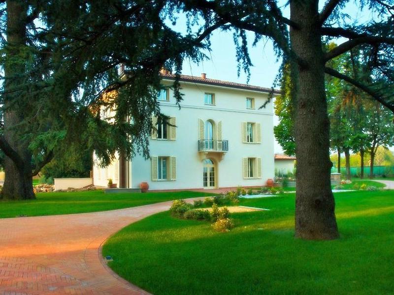 EF387272D515BABE64A4C4FB8686B193